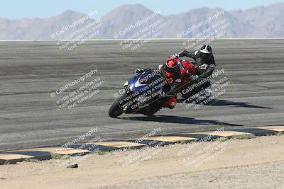 media/Oct-13-2025-Moto Forza (Mon) [[a66d839500]]/3-B Group/Session 2 (Bowl)/